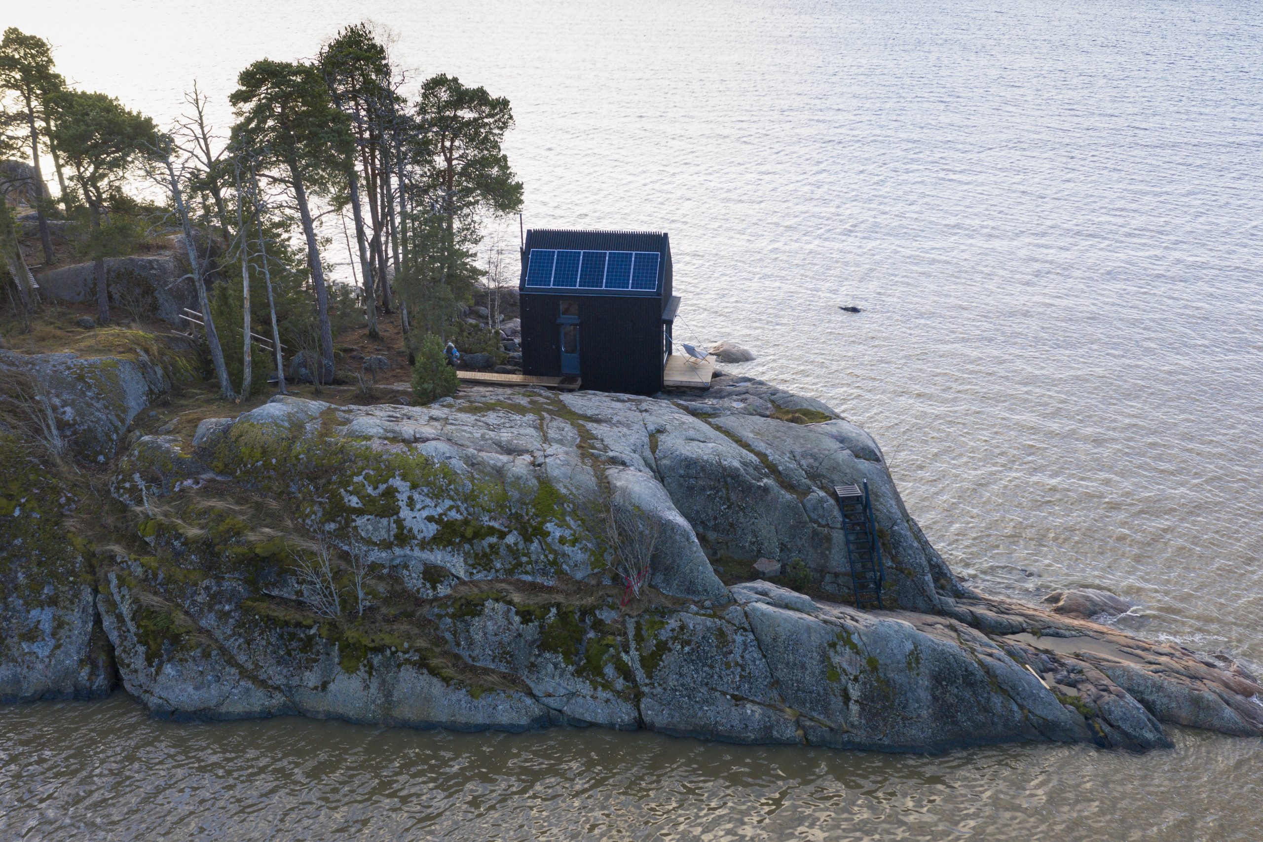 Majamaja merinäkymällä